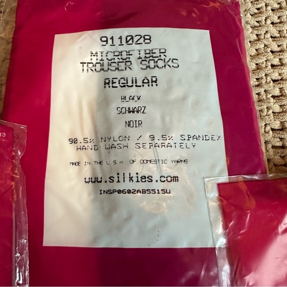 Silkies NEW Lot 3 Nude Natural Classic Ultra Knee - Hi’s Socks Size Regular USA - Picture 6 of 7